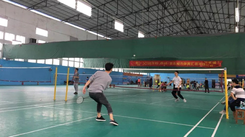 暖冬一月，莞合電商戶外羽毛球活動
